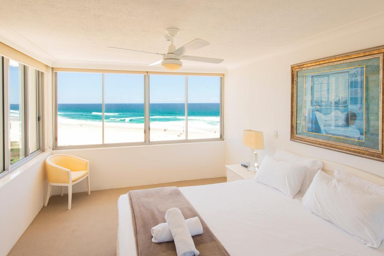 Berkeley On The Beach Gold Coast Bagian luar foto