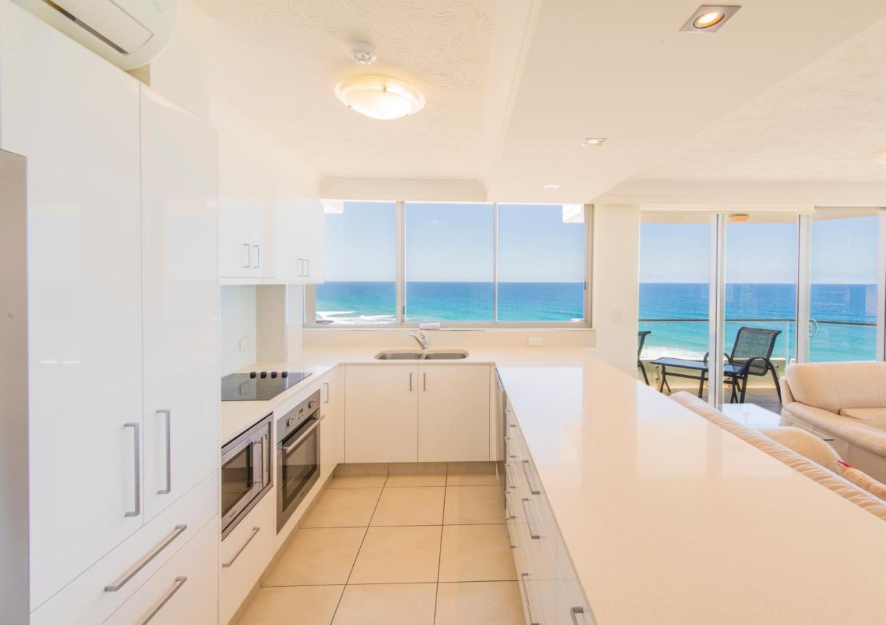 Berkeley On The Beach Gold Coast Bagian luar foto
