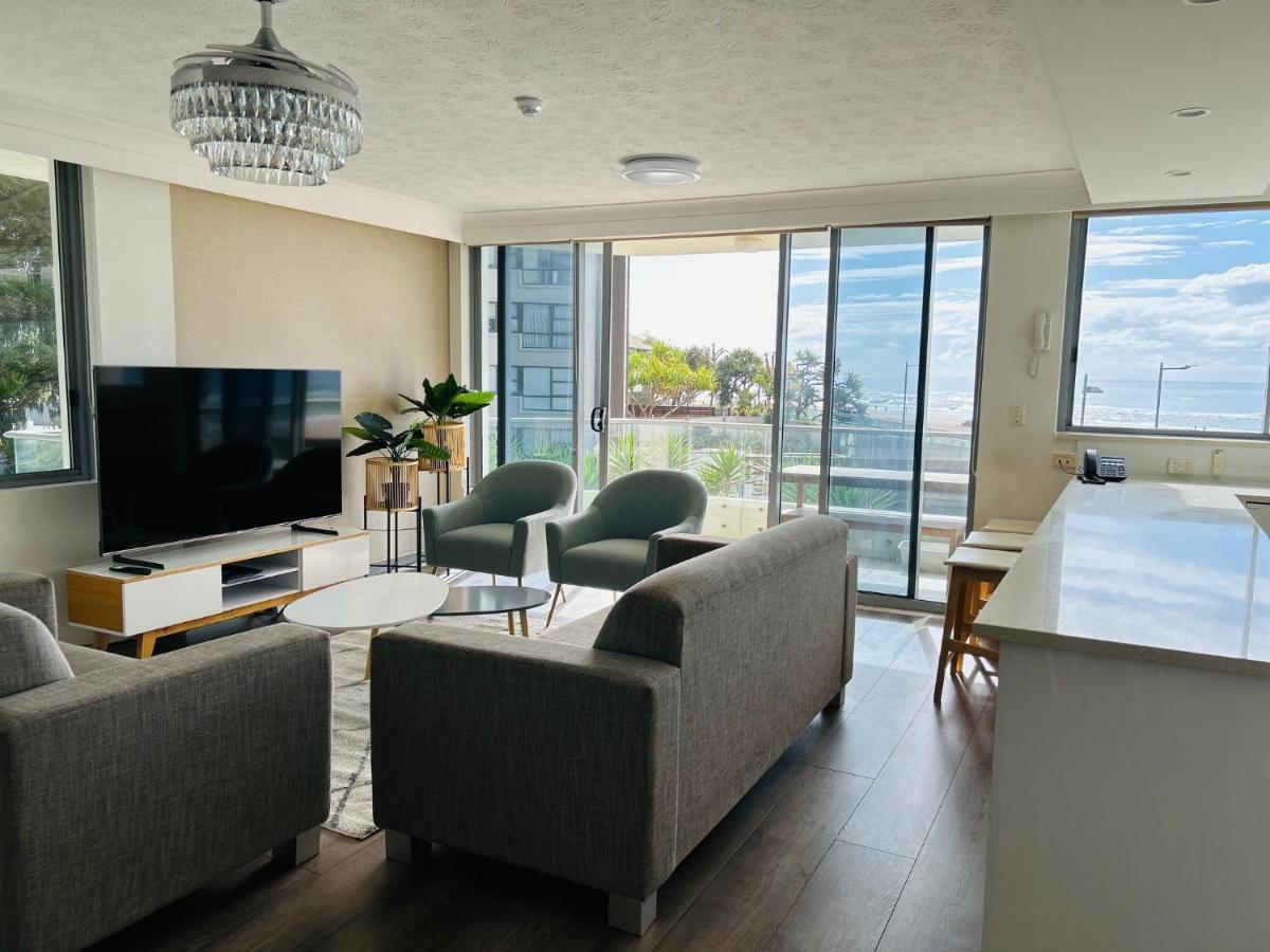 Berkeley On The Beach Gold Coast Bagian luar foto